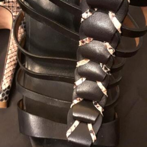 Gorgeous Coach Josey gladiator heels. Mob Core Fabulous ! - Picture 10 of 14